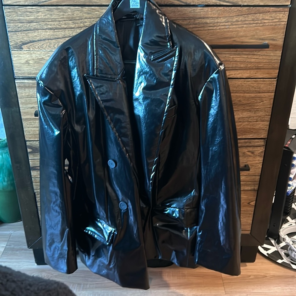 BALENCIAGA jacket! 2023! Worn twice! Crinkle Coated Cotton